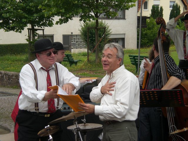 image00004.jpg
